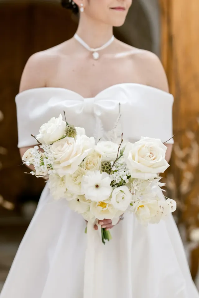 Couple élégant Abbaye d'Oka mariage luxe