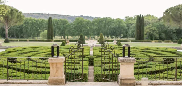 Idées romantiques pour un mariage elopement au Château de la Gaude en Provence