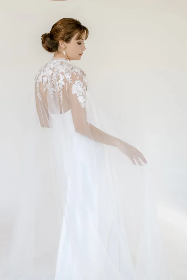 Robe de mariée Lolette lumière dorée fin de journée