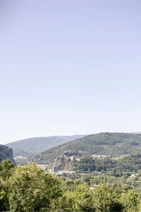 Mariage en Provence au Mas des Cinq Fontaines : Gelda et Guillaume