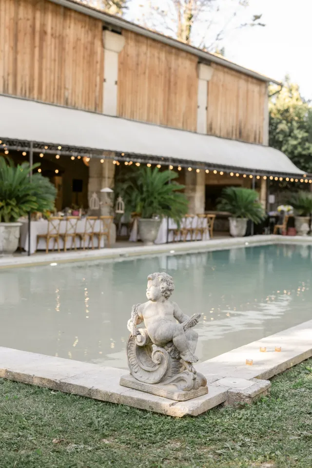 Cérémonie en extérieur dans un domaine des Alpilles