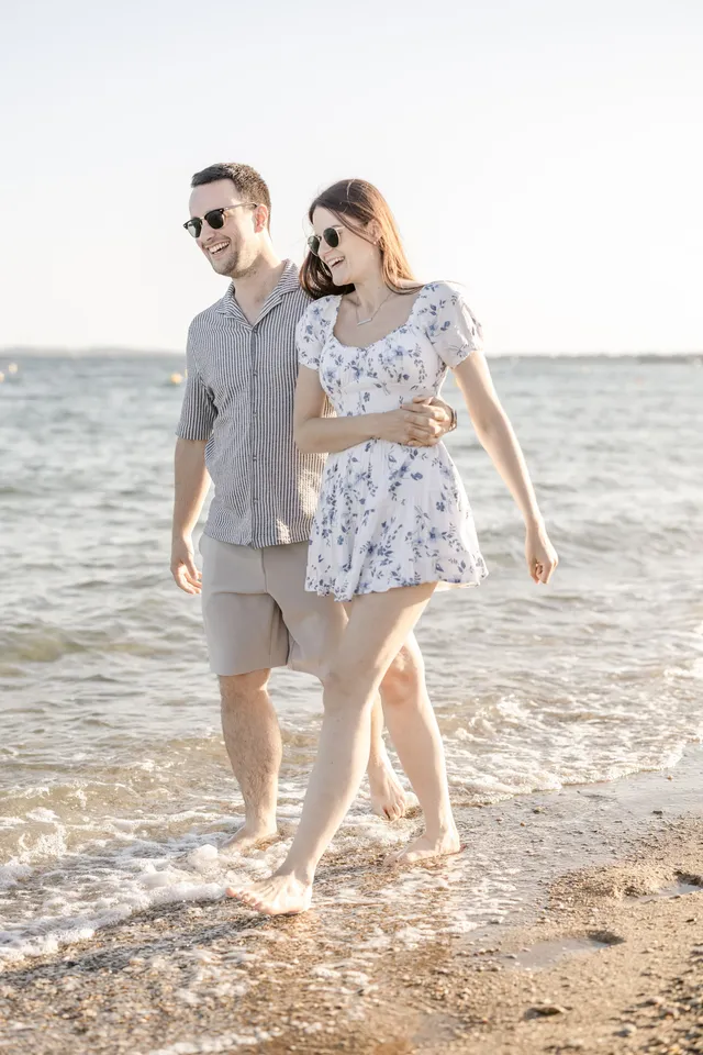 Séance couple aux Salins de Hyères, avant le mariage au Château des Anglades