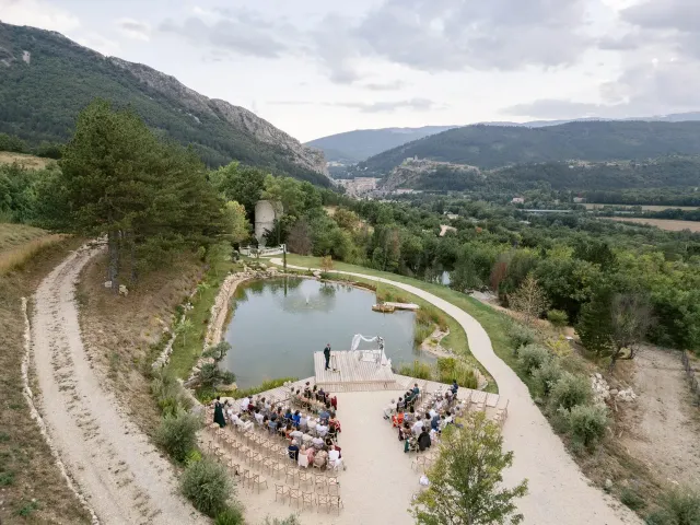 Photographe de mariage au Mas des 5 Fontaines, photographe mariage Sud de la France